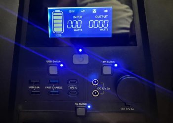 LEOCH Portable Power Station review – It’s a beast in size and power!