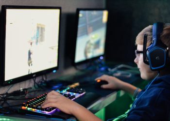 Gamers help highlight disparities in algorithm data