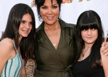 Kris Jenner Details “Controversial” Pregnancies With Kendall & Kylie